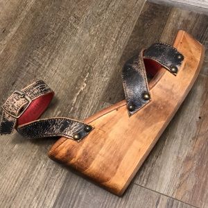 Beautiful unworn size 7 BEDSTU platform sandals